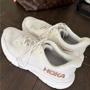 HOKA Arahi 7 Women’s Sneakers -Size 8.5